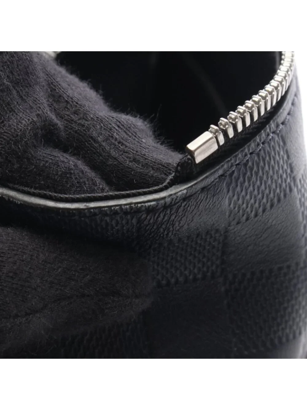 Louis Vuitton Shoulder Bag Discovery Messenger PM Astral Leather